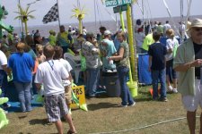biloxi crowd.JPG