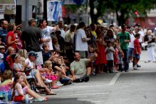 parade crowd.JPG