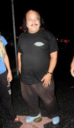 2186492503_11789443973crocs.jpg