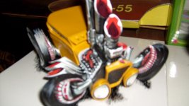 S6301298 001.jpg