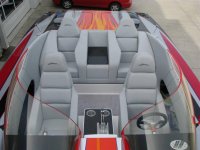 32 Skater cockpit Rr.jpg