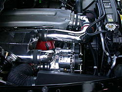 srt10supercharger.jpg