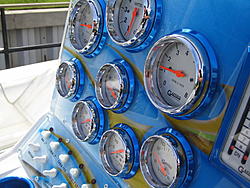 5510Concept_Gauges_Closeup.jpg