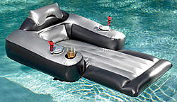 motorized-lounge-chair-pool-float.jpg