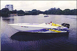 powerplay_powerboats_offshore_boats_25_sport_deck_ob_2.jpg