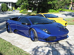 both lambos 047.jpg