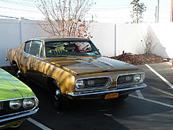 Mopars@Hooters 006.jpg