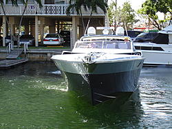 Miami Boat show 2006 093.jpg