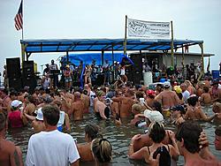 Bash2006-Crowd.jpg