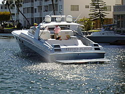 Miami Boat show 2006 095.jpg