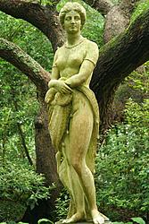 Click image for larger version. 

Name:	Virginian Dare statue.jpg 
Views:	2 
Size:	147.6 KB 
ID:	92942