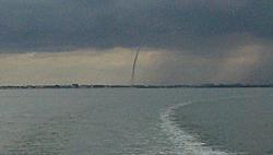 Click image for larger version. 

Name:	522635_2961396773453_1106332781_nwaterspout.jpg 
Views:	11 
Size:	36.2 KB 
ID:	73914
