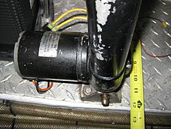 Click image for larger version. 

Name:	BT Hatch Actuators 013.jpg 
Views:	3 
Size:	197.9 KB 
ID:	73968