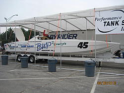 2010 Mi Boat races 009.jpg